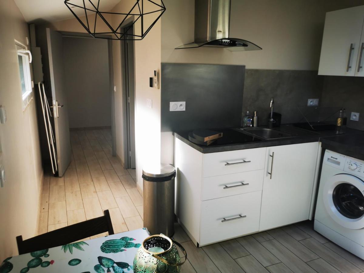 Lacapte & Sun Apartment อิแยร์ ภายนอก รูปภาพ